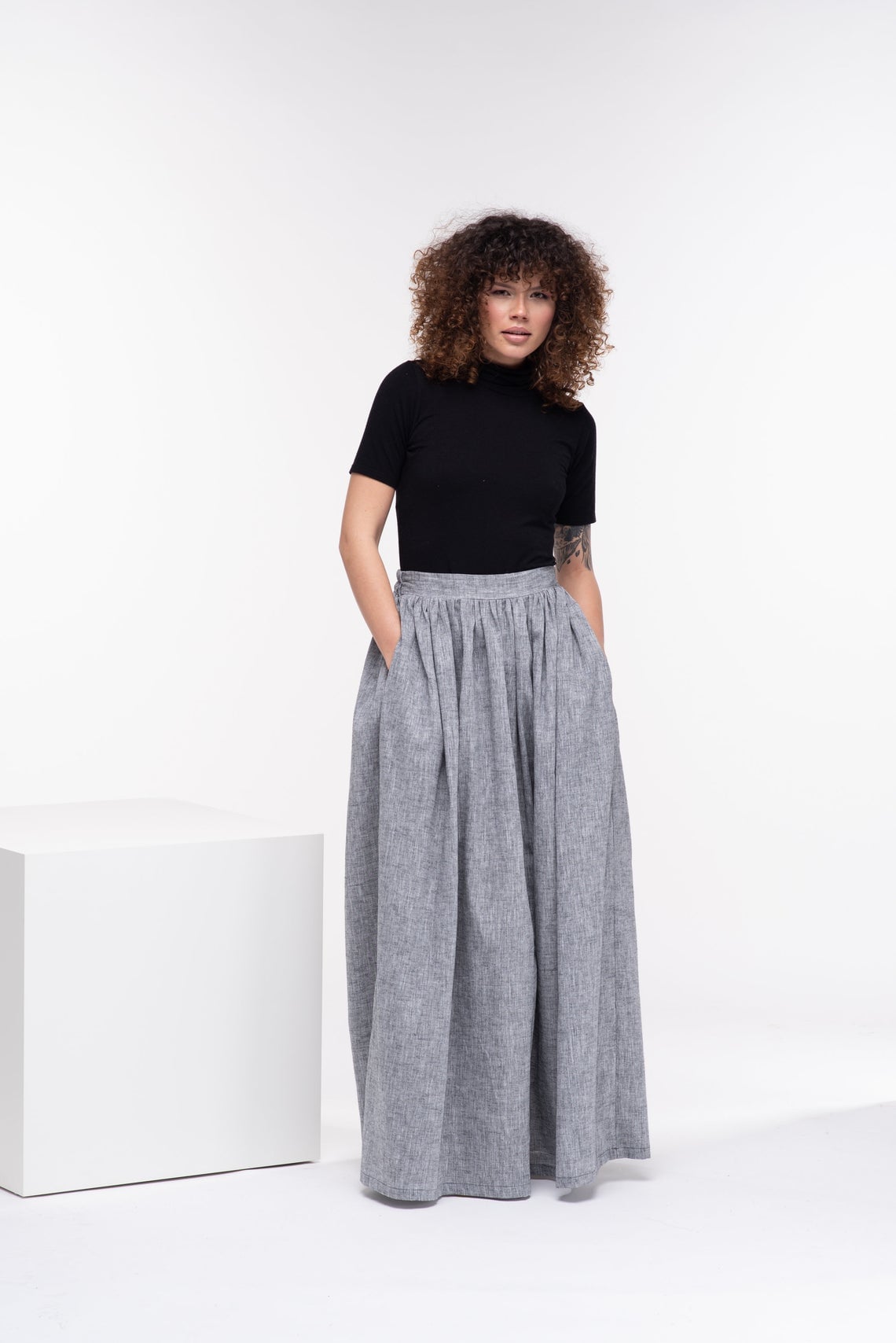 Gray Linen Skirt: Wide Elastic, Back Zipper & Two Pockets - Available in All Sizes