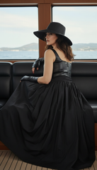 Sleeveless Black Dress with Leather Touch & Velvet Lining – Includes Gloves & Wide Belt|  دريس جلد مع جوانتى