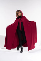 Dura/Chamois Cape: Royal Elegance for Every Occasion