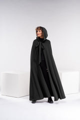 Dura/Chamois Cape: Royal Elegance for Every Occasion