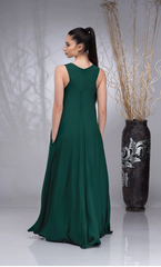 Sleeveless Maxi Dress from Premium Italian Linen – A Wardrobe Essential with Timeless Style