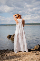 Sleeveless Maxi Dress from Premium Italian Linen – A Wardrobe Essential with Timeless Style