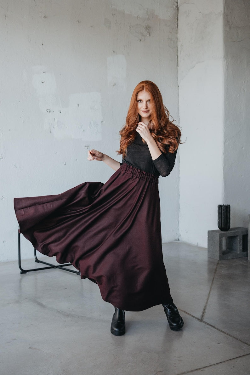 Long Linen Skirt in Eggplant Purple – Elegant for Every Season / جيب بنفسج